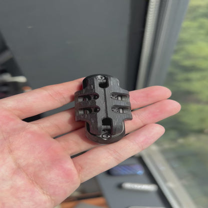 EXOSKELETON SS + Carbon Fiber