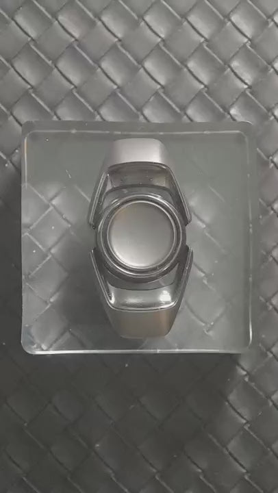 Liquid Zirconium