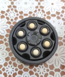 Revolver Zirconium