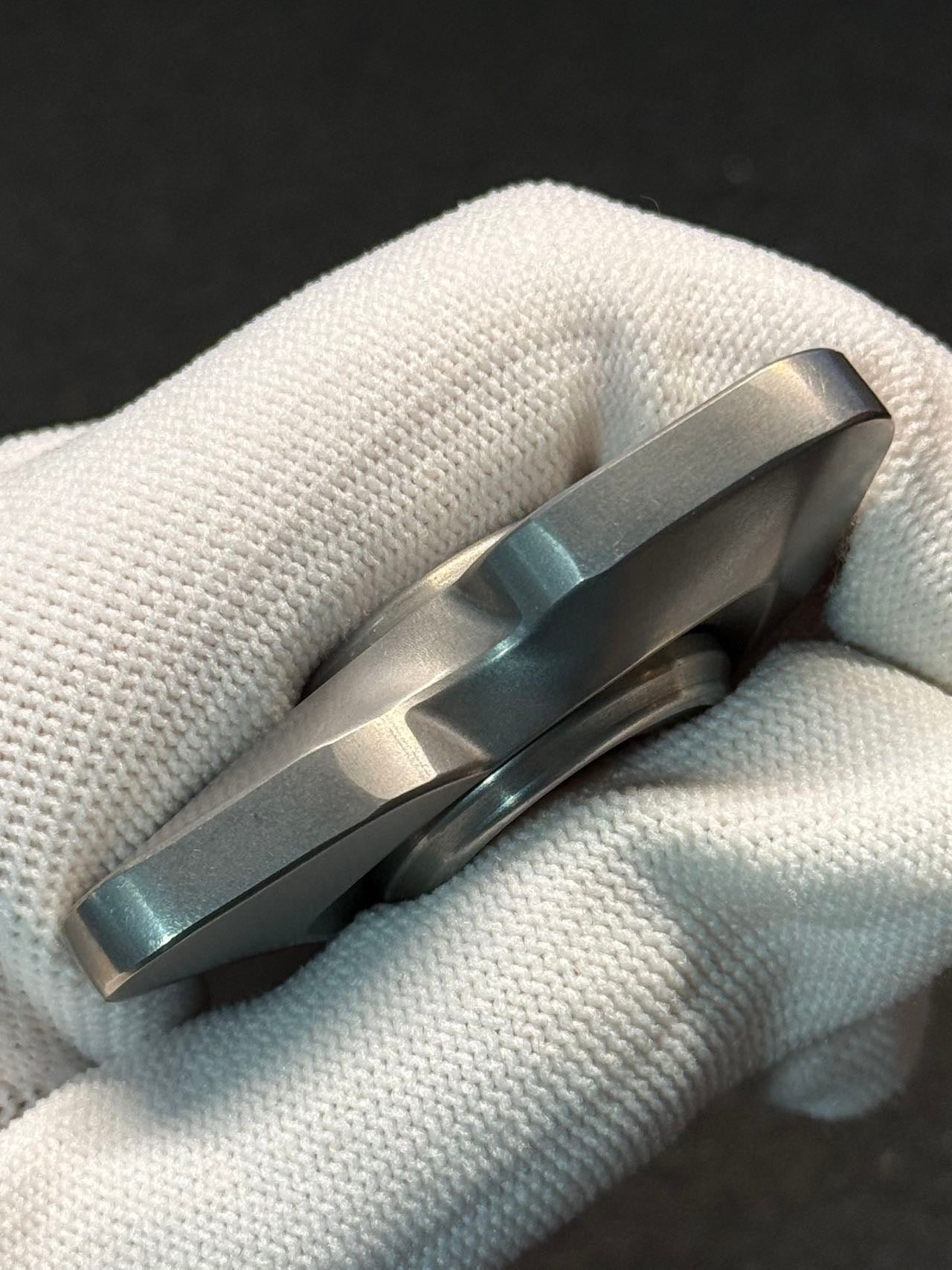 Bird Tungsten