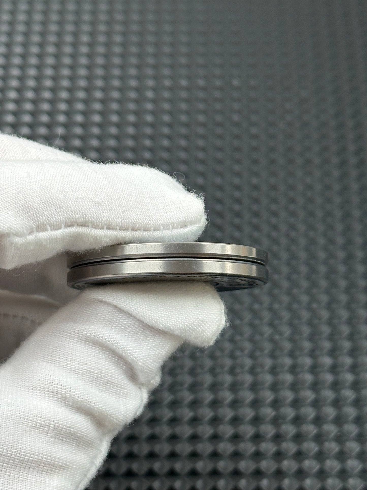 Devil Milk Cap Titanium