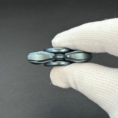 Toothless Mini Pearl White Zirconium