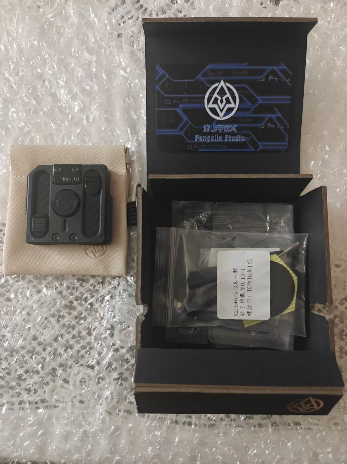Millennium Y2K Disk Titanium
