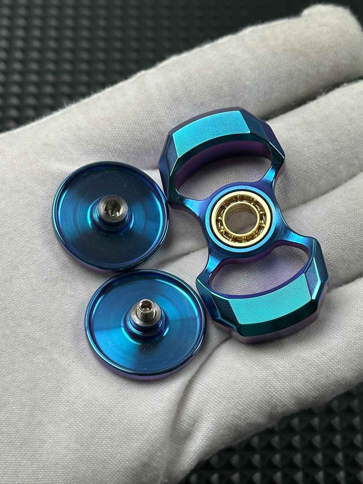 Whisper Duo Zirconium