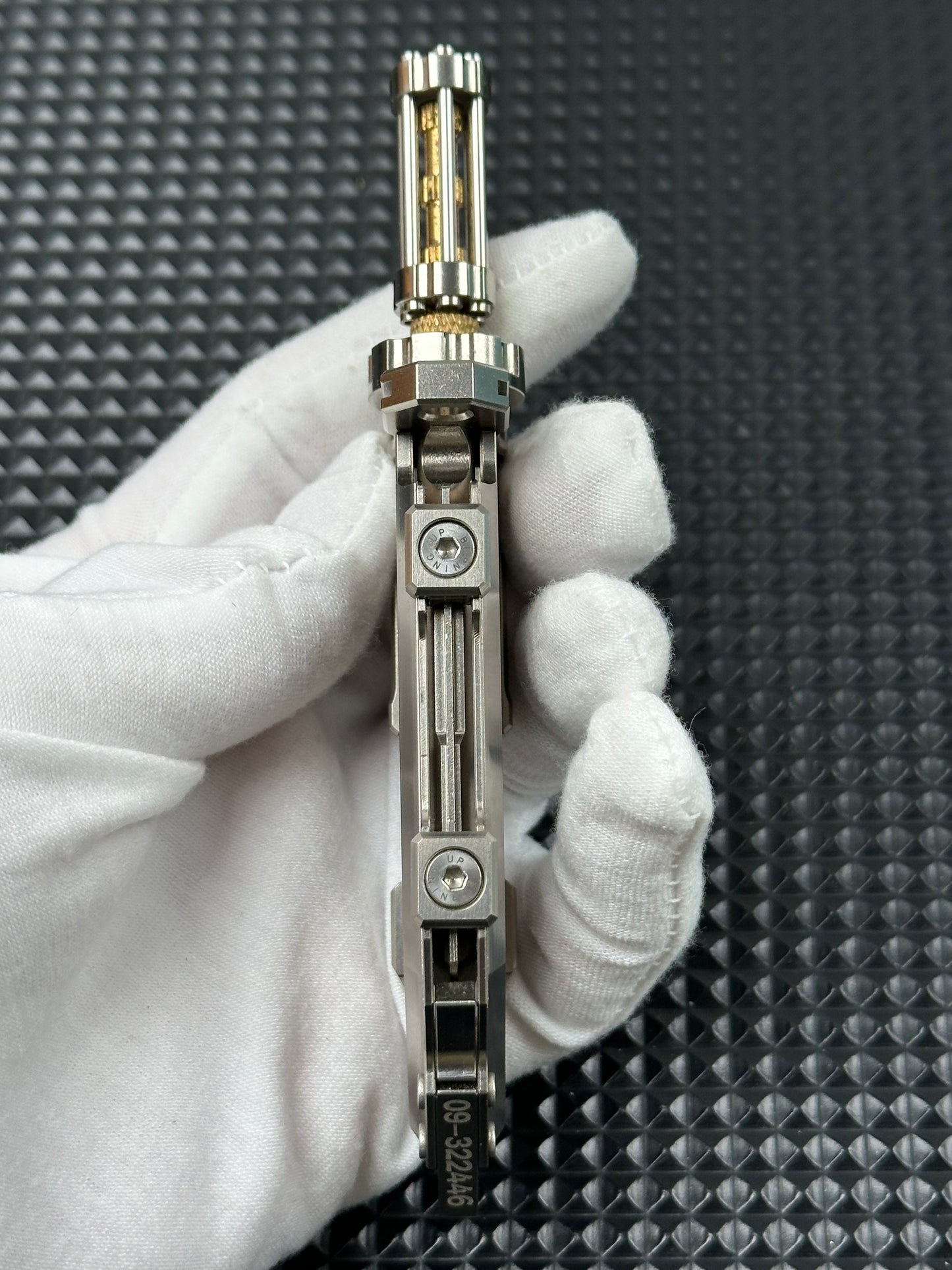 Thunder Bone Titanium