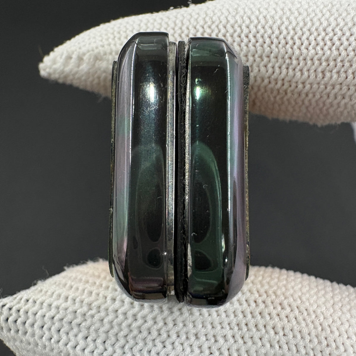 Shim Shy Zirconium Oil Slick