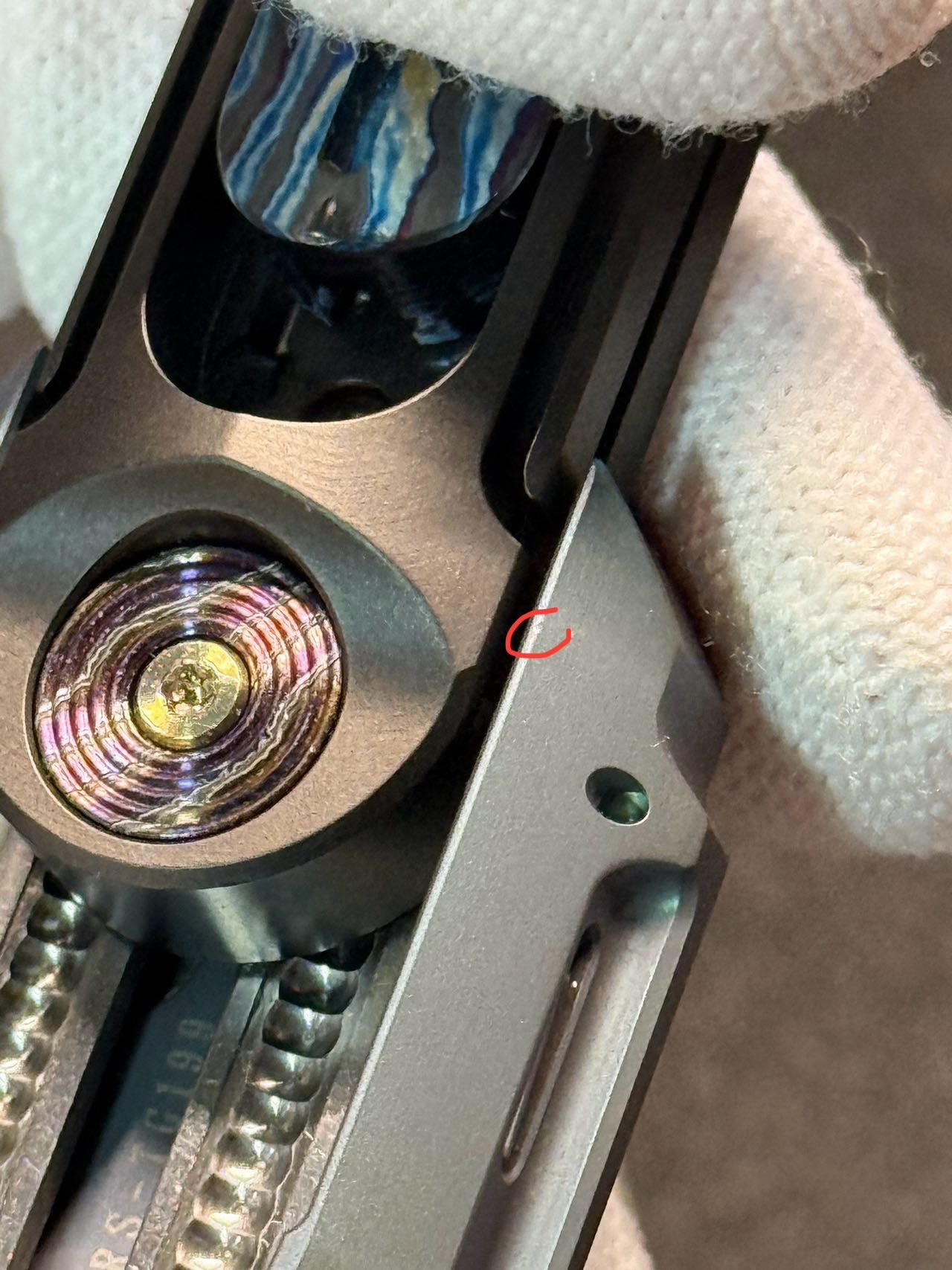 Roche Strike Titanium