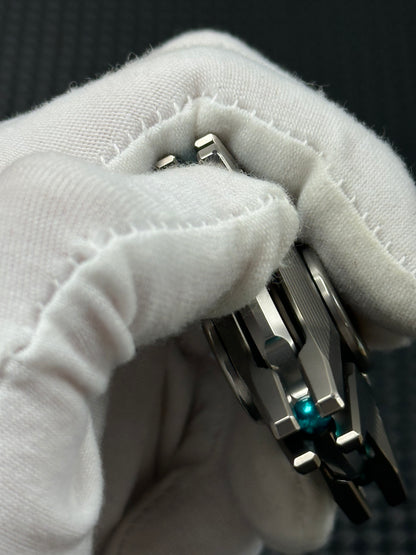 Manzala Titanium