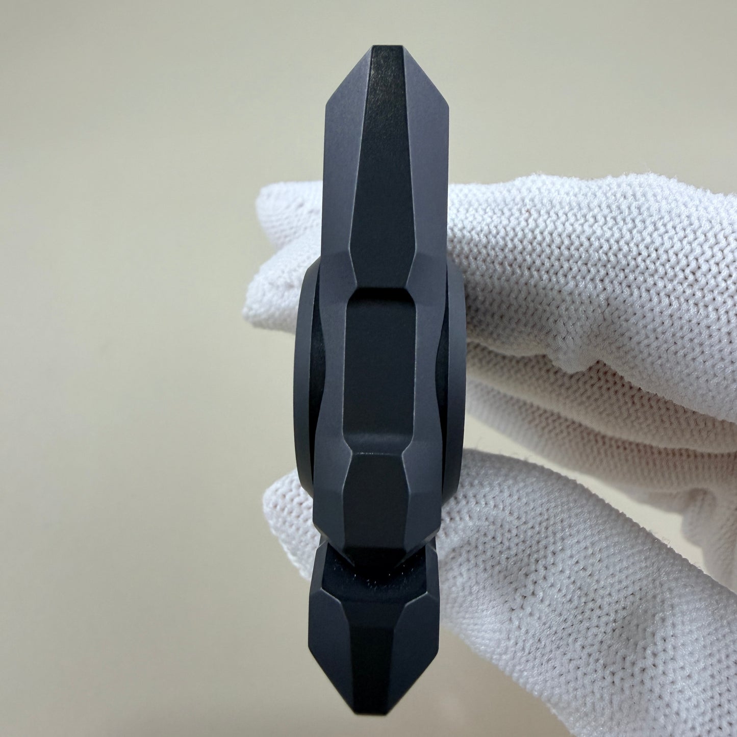 Tri Body Zirconium