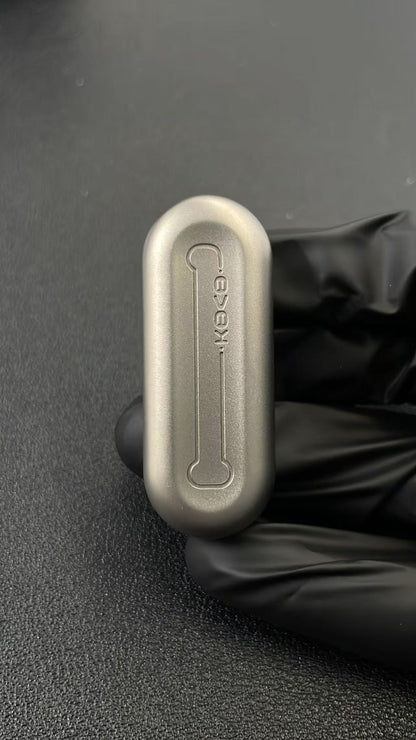 Floating Cloud Titanium