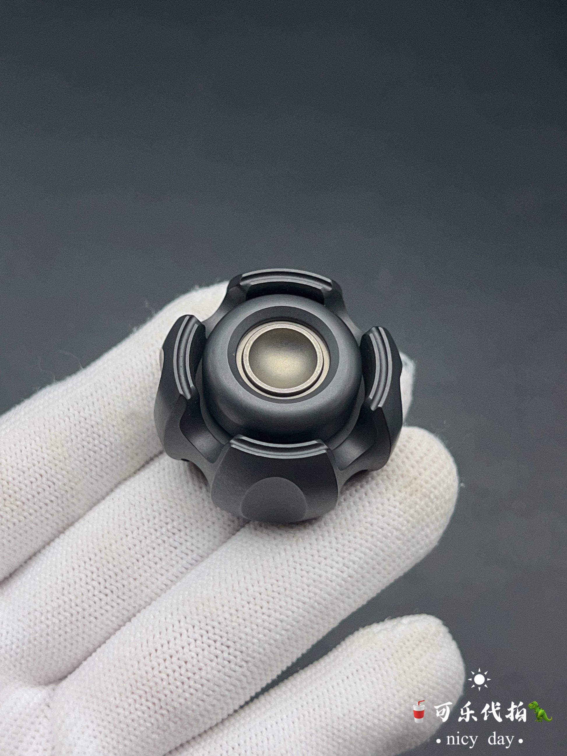 Noiz Zirconium