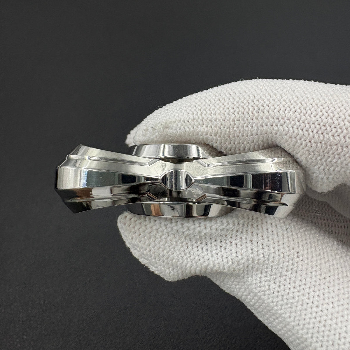 Cat's Eye Stainless Steel Polished