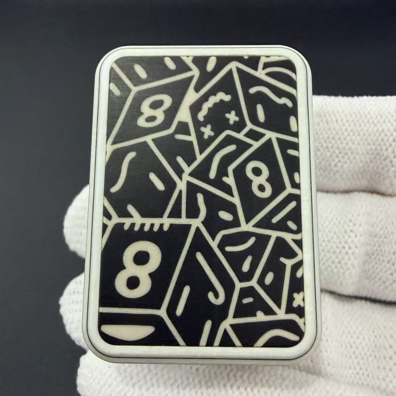 Mahjon Carbon Quartz
