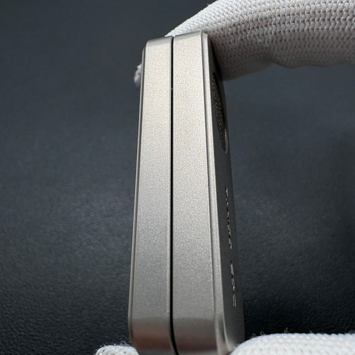 Sugar Cube Titanium