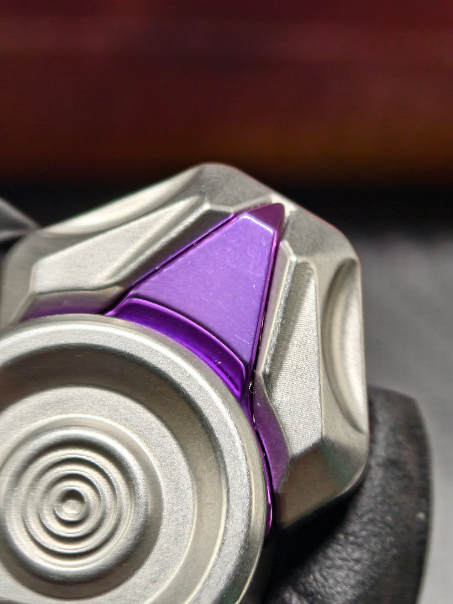 Spin Titanium Stainless Steel