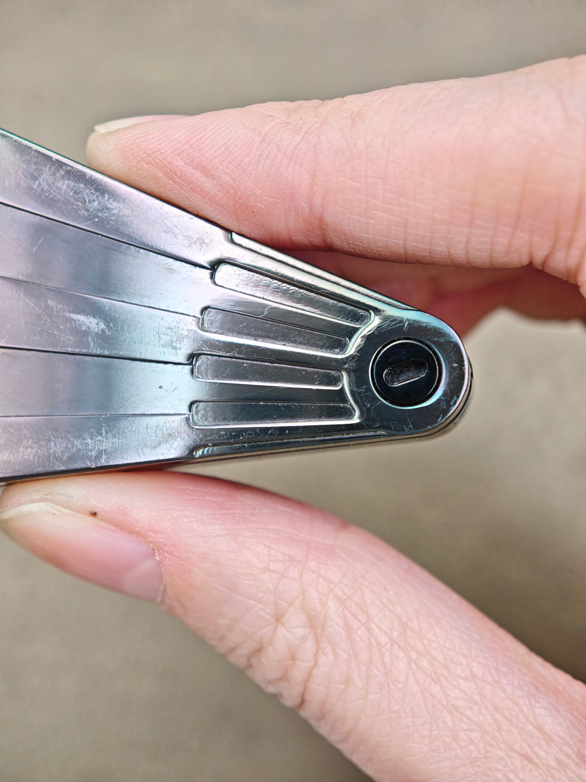 Wanderer Fan Zirconium Oil Slick