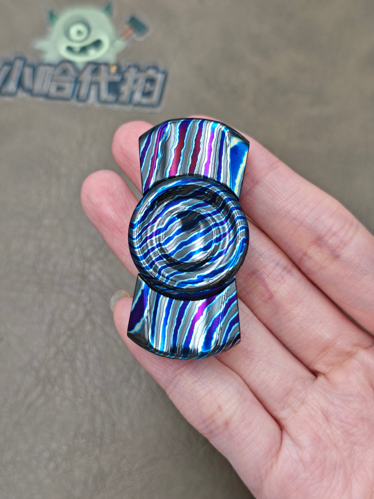 Swallowtail Zircuti