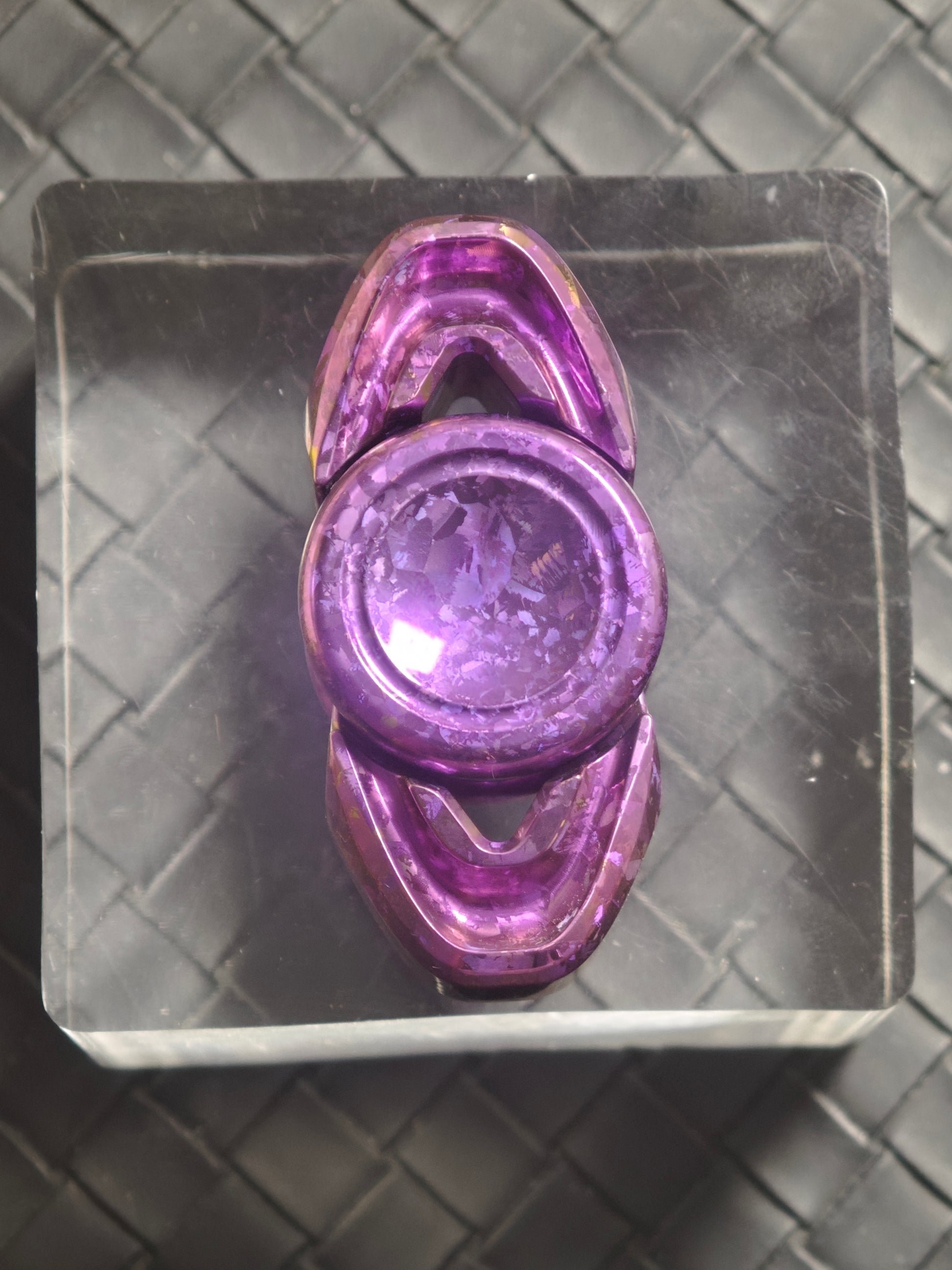 Pan Yixian Crystallized Titanium