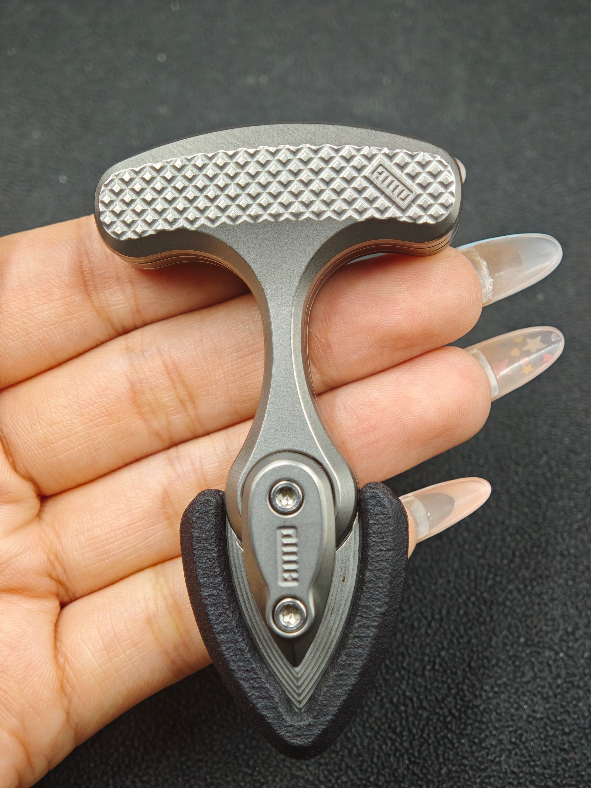Sailor Knuckle Titanium