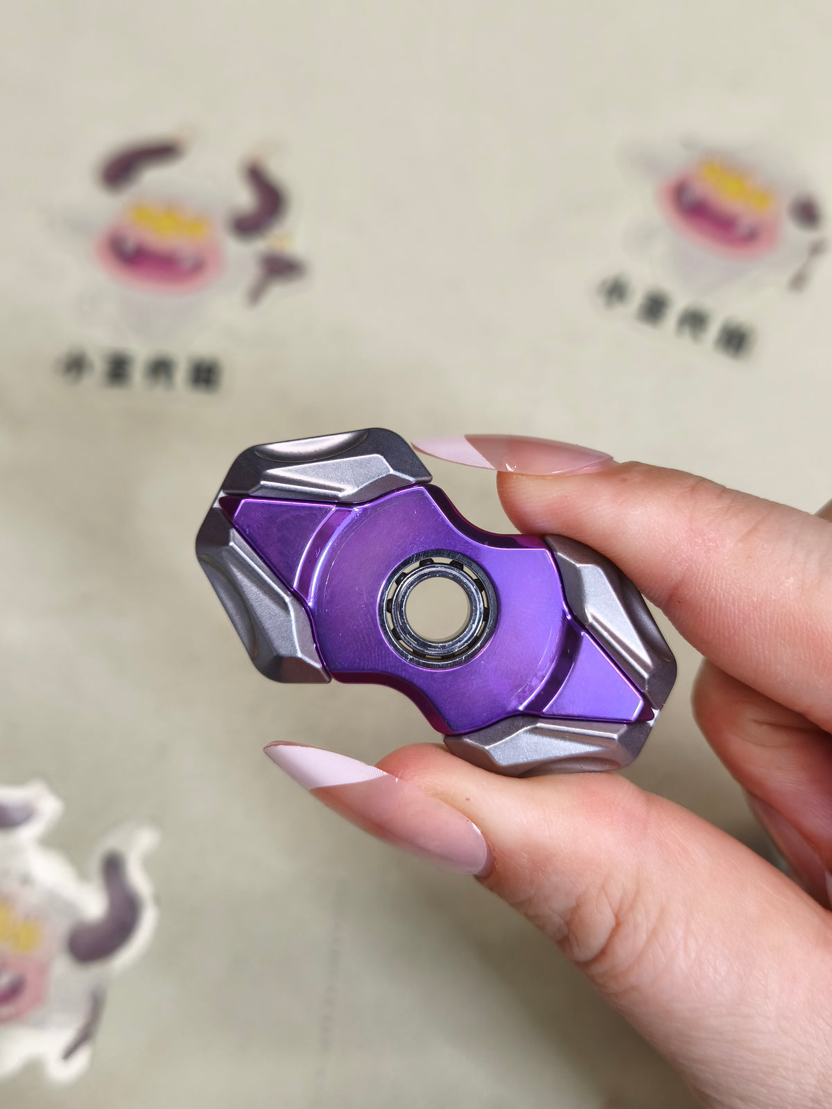 Spin Titanium Anodized