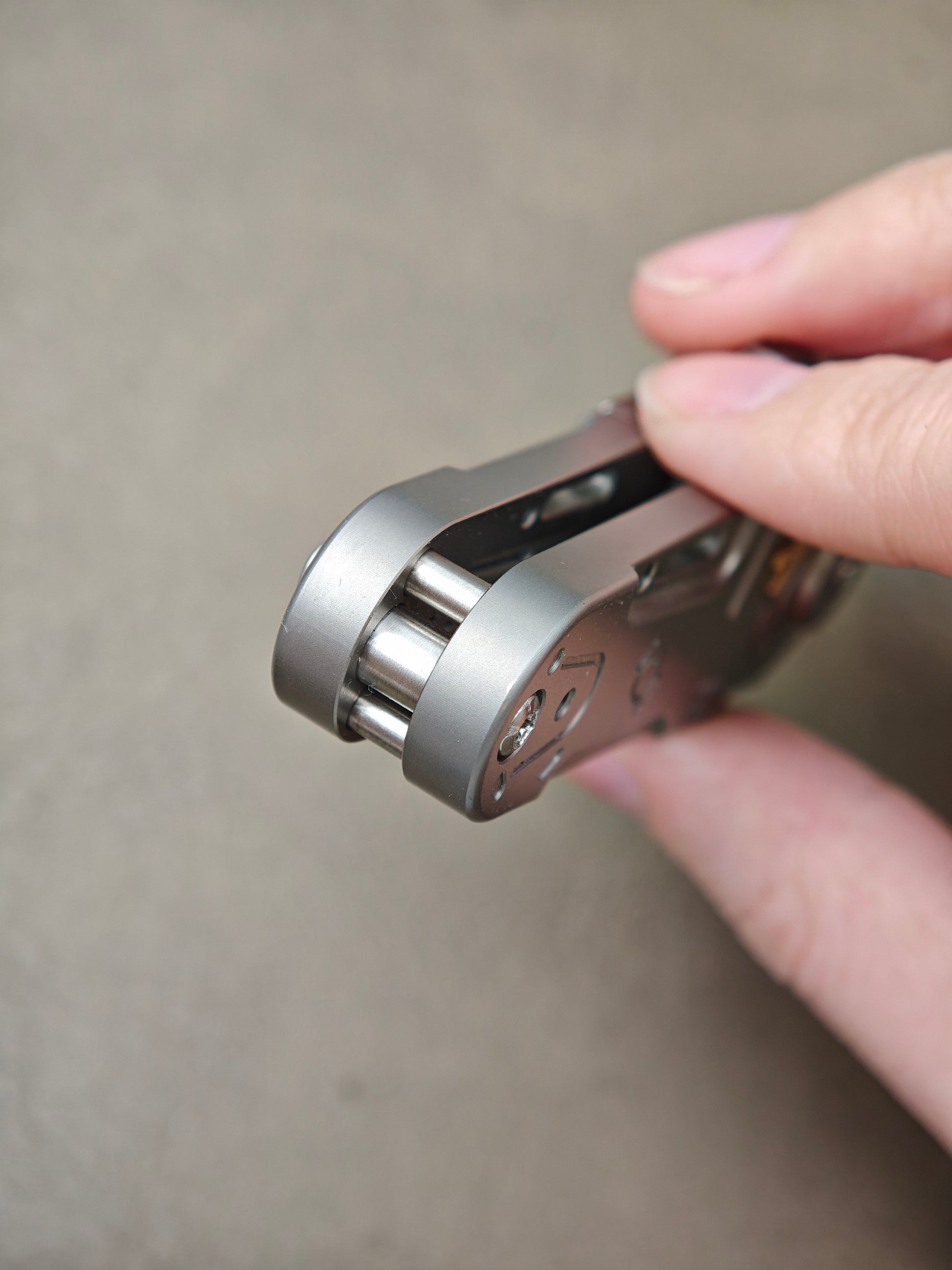 Dimension Slash Pry Bar Titanium