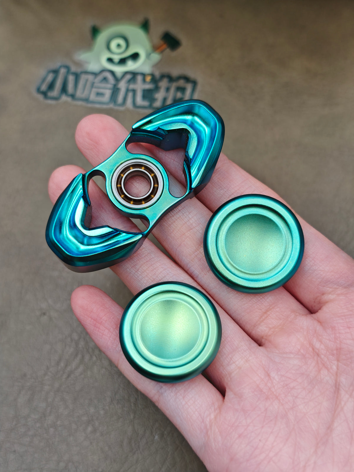 Pan Yixian Zirconium