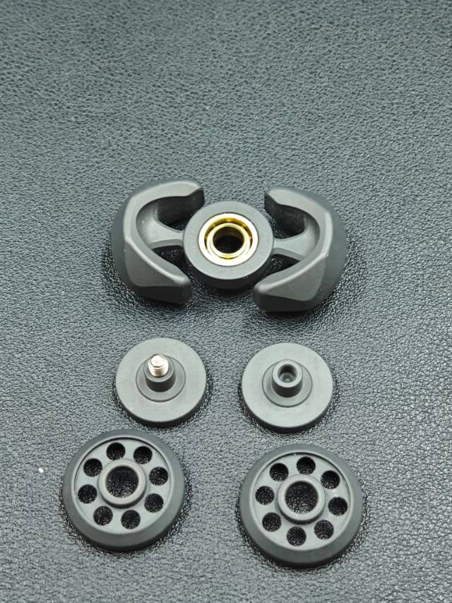 Libra Zirconium