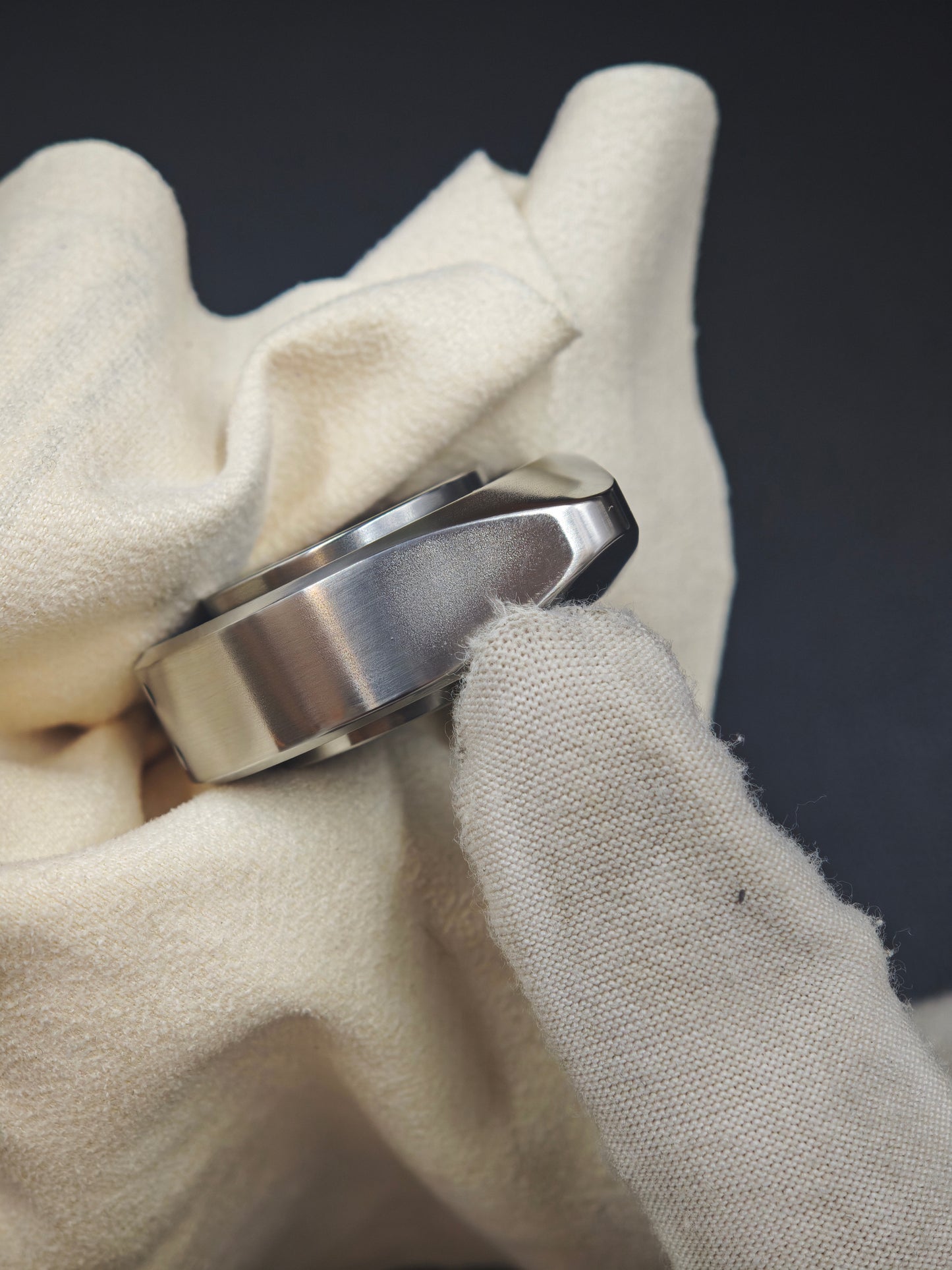 BIT 04 Stainless Steel