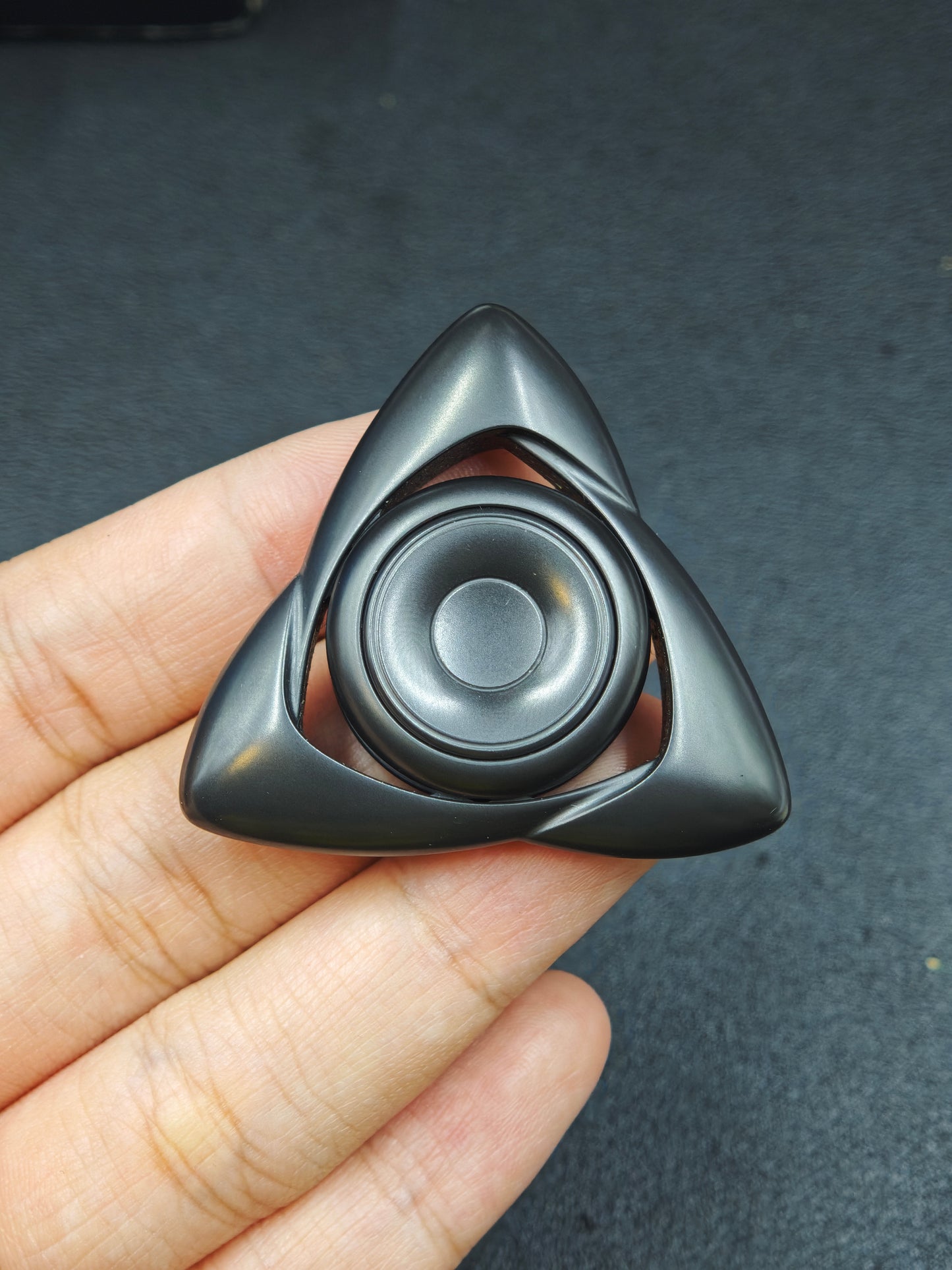 Wind Zirconium