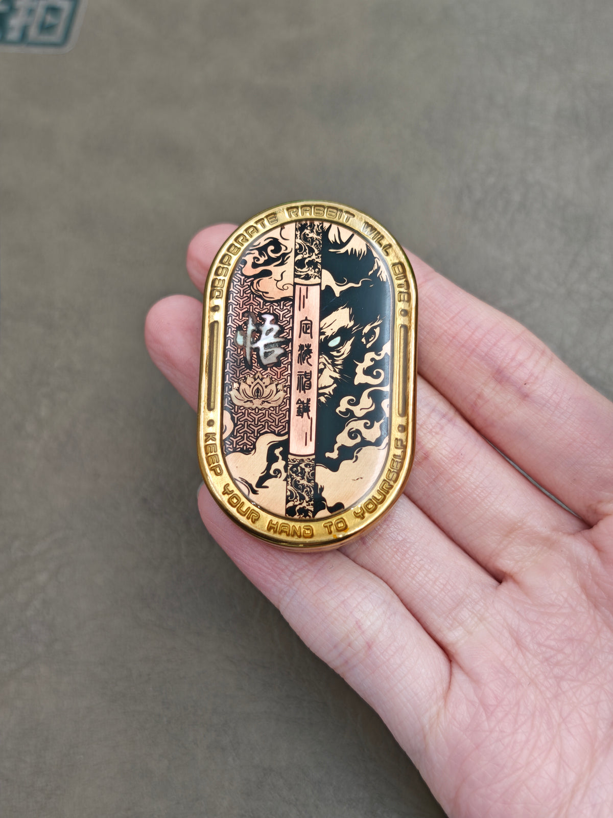 Grumpy Rabbit Rhythm Zirconium Gold Plated Resin-Sealed