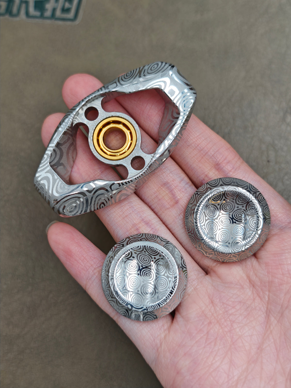 Er Niu Damasteel