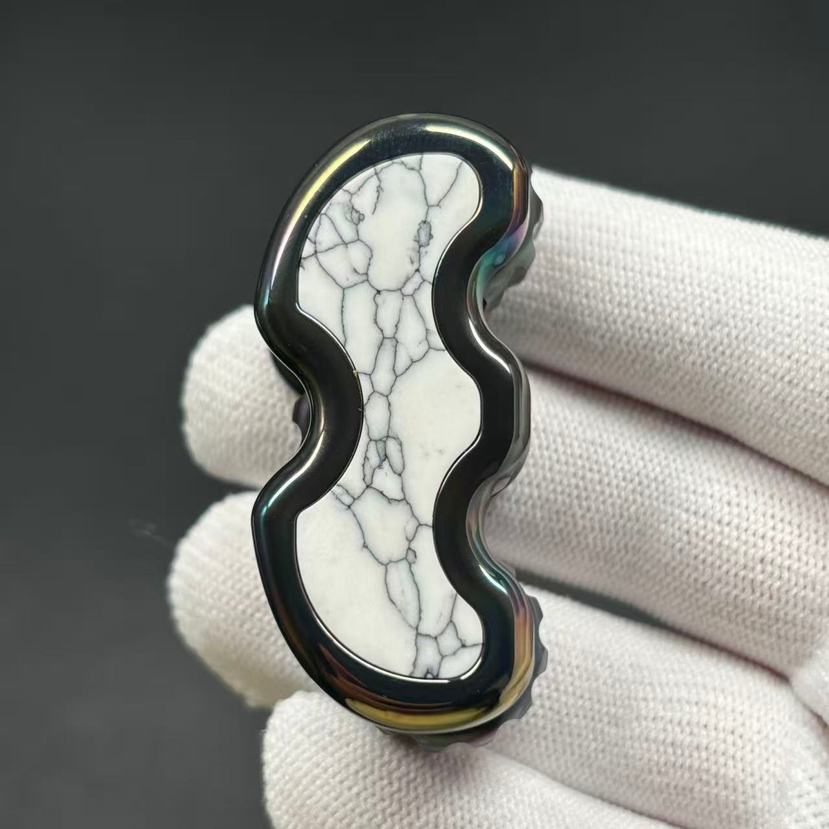 Gallop Zirconium Oil Slick
