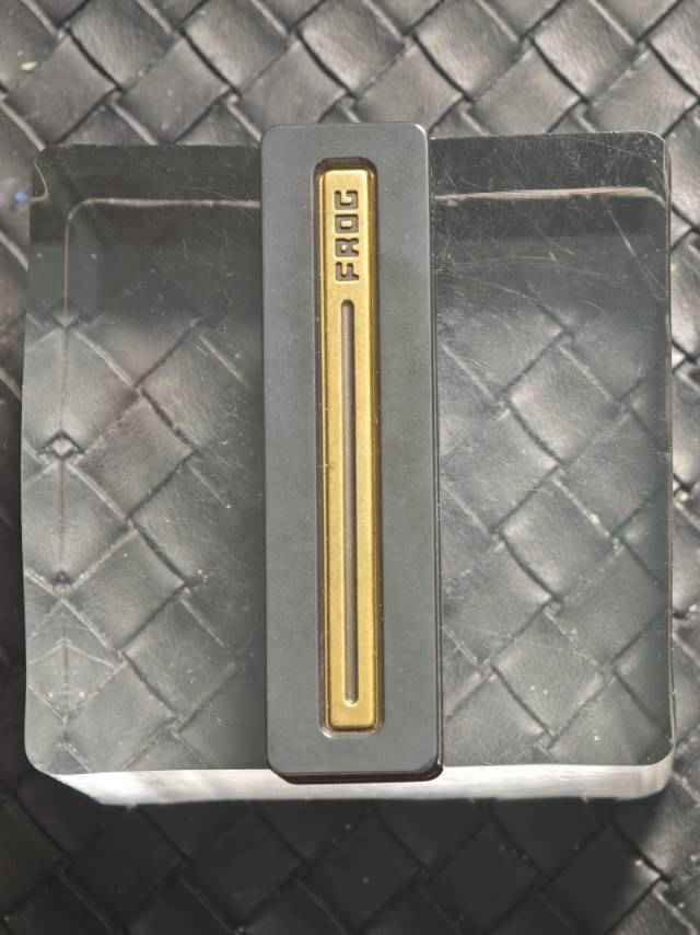 Frog Brass Zirconium