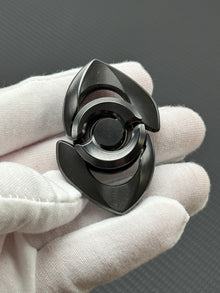 Baby Dolphin Zirconium
