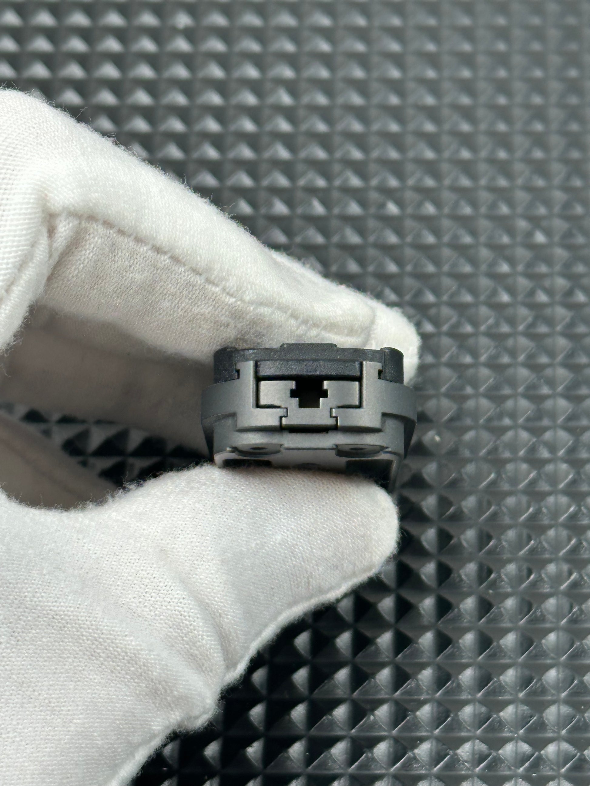 Ejector Core Zirconium