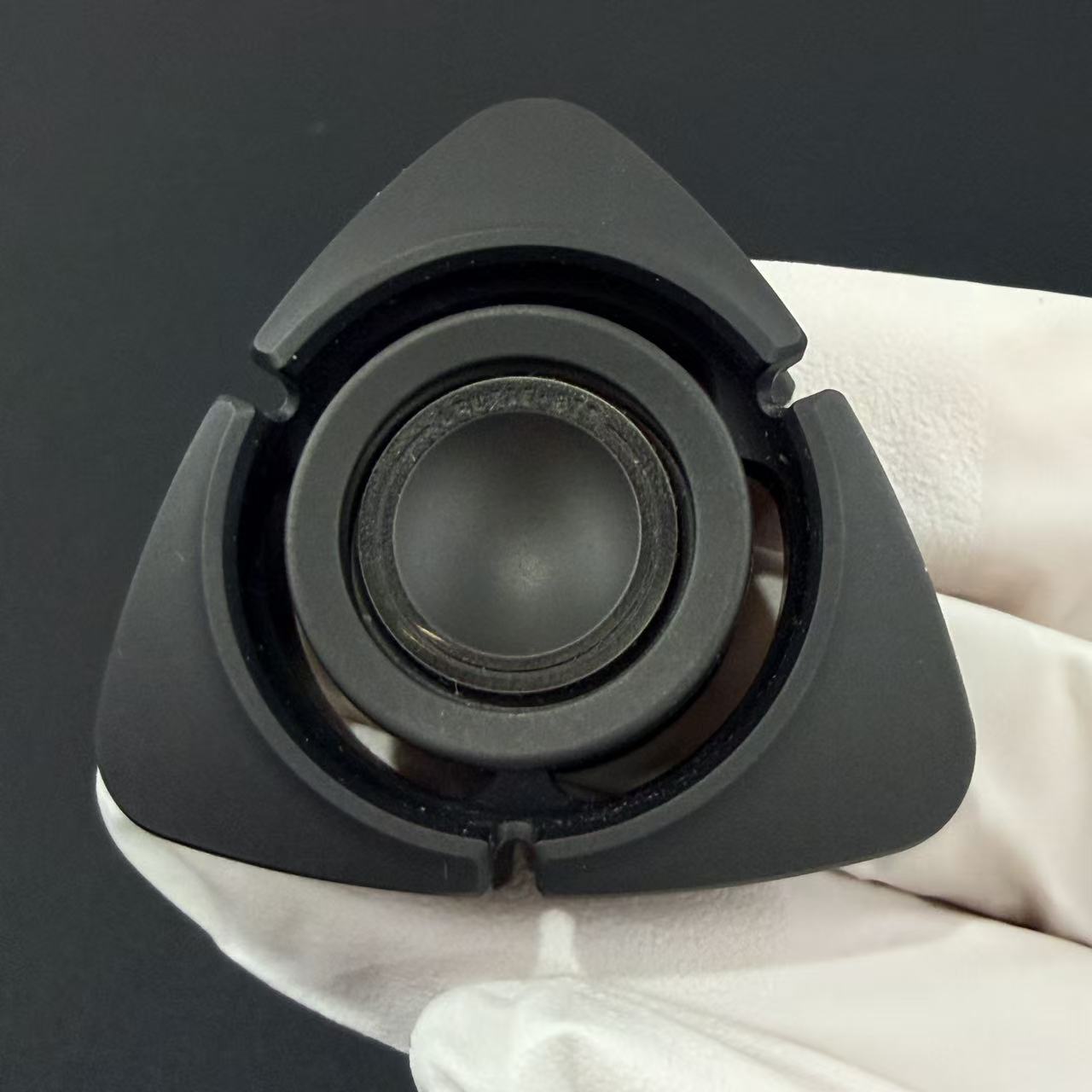 BIT 04 Zirconium