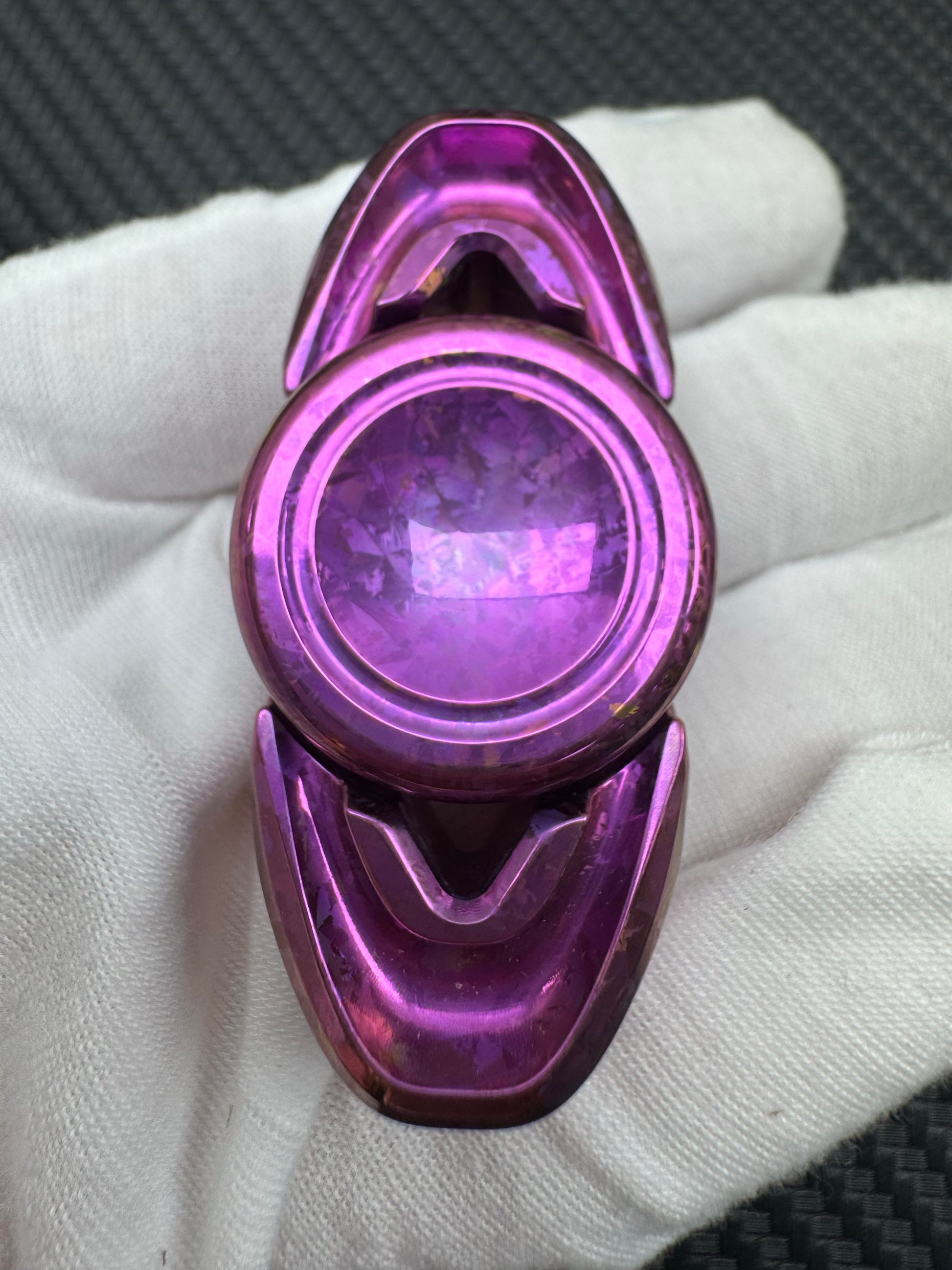 Pan Yixian Crystallized Titanium