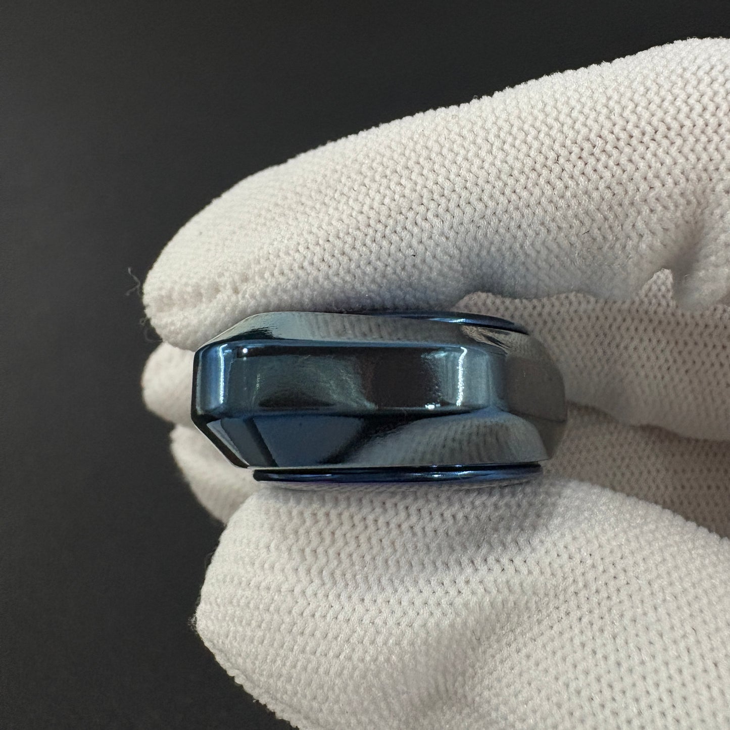 Phantom Dual Leaf Zirconium