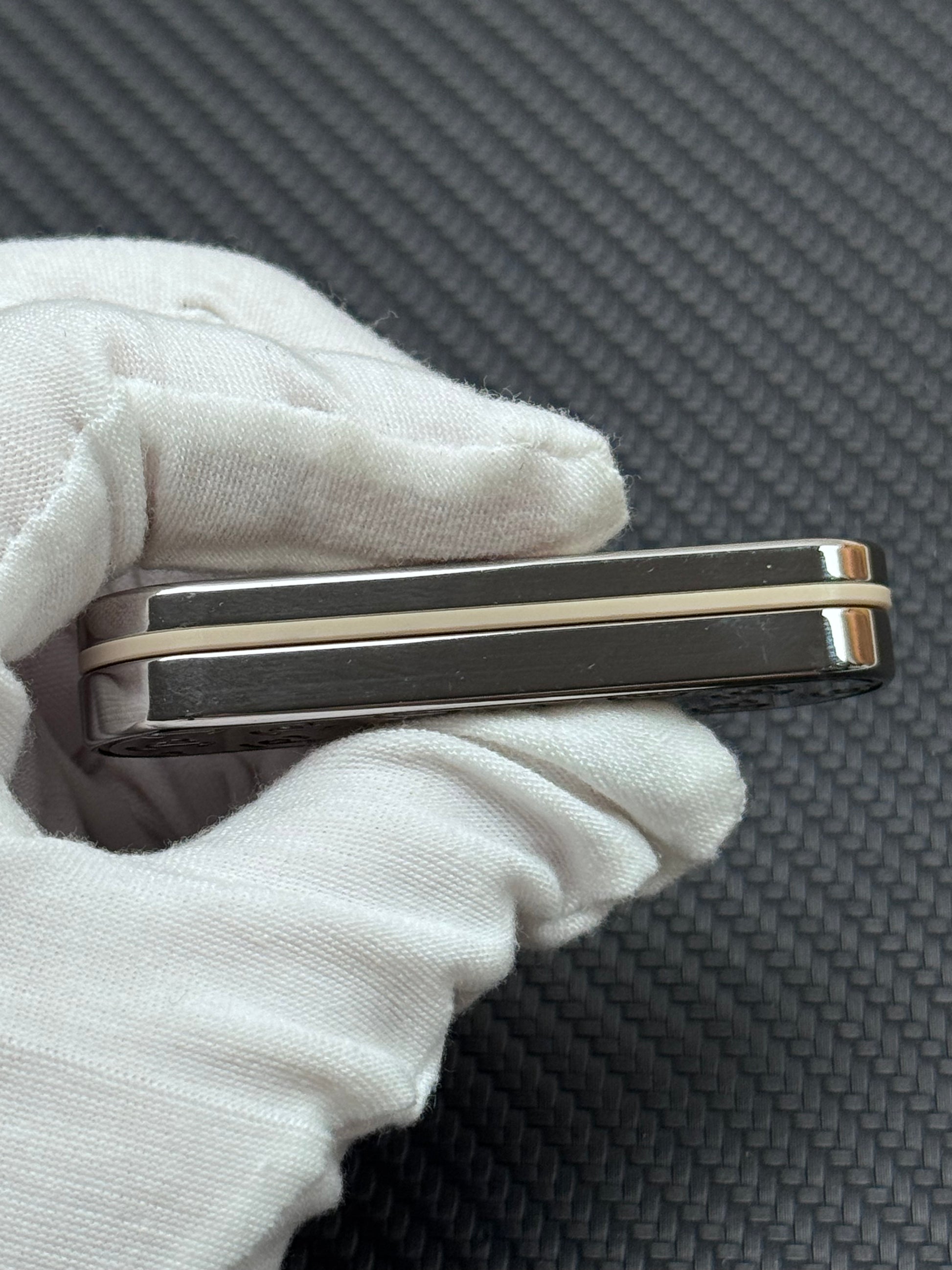 Slider Stainless Steel Limited Edition