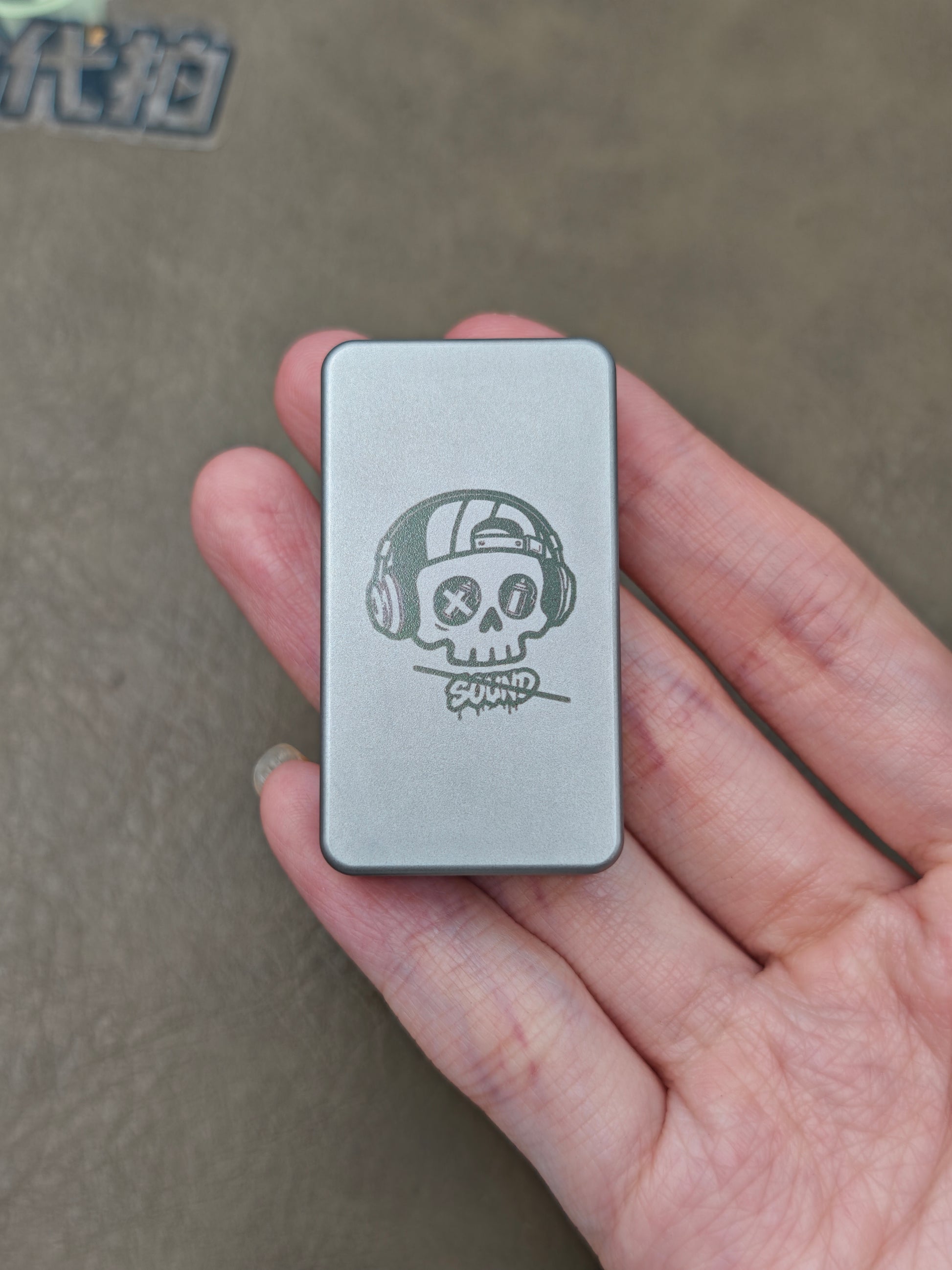 Mute Stainless Steel