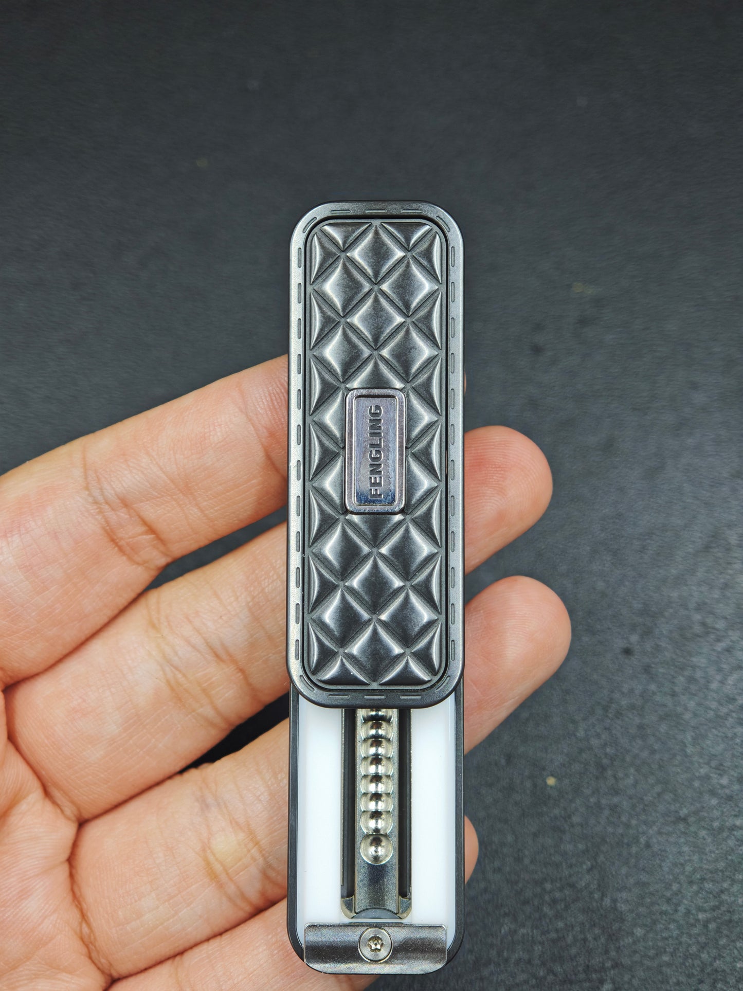 Feng Ling Zirconium
