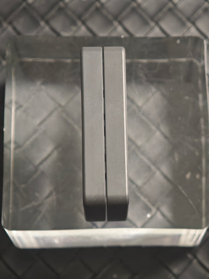 Mute Zirconium