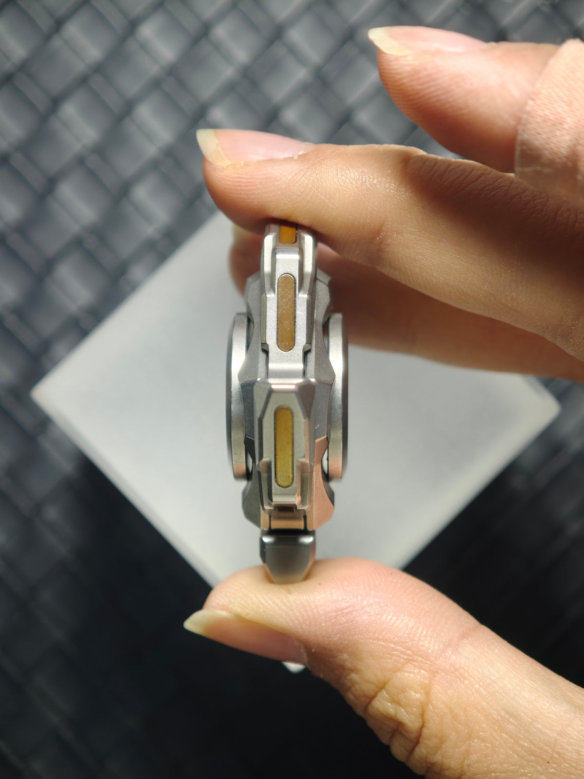 Haze Shell Opening Stainless Steel Engraved