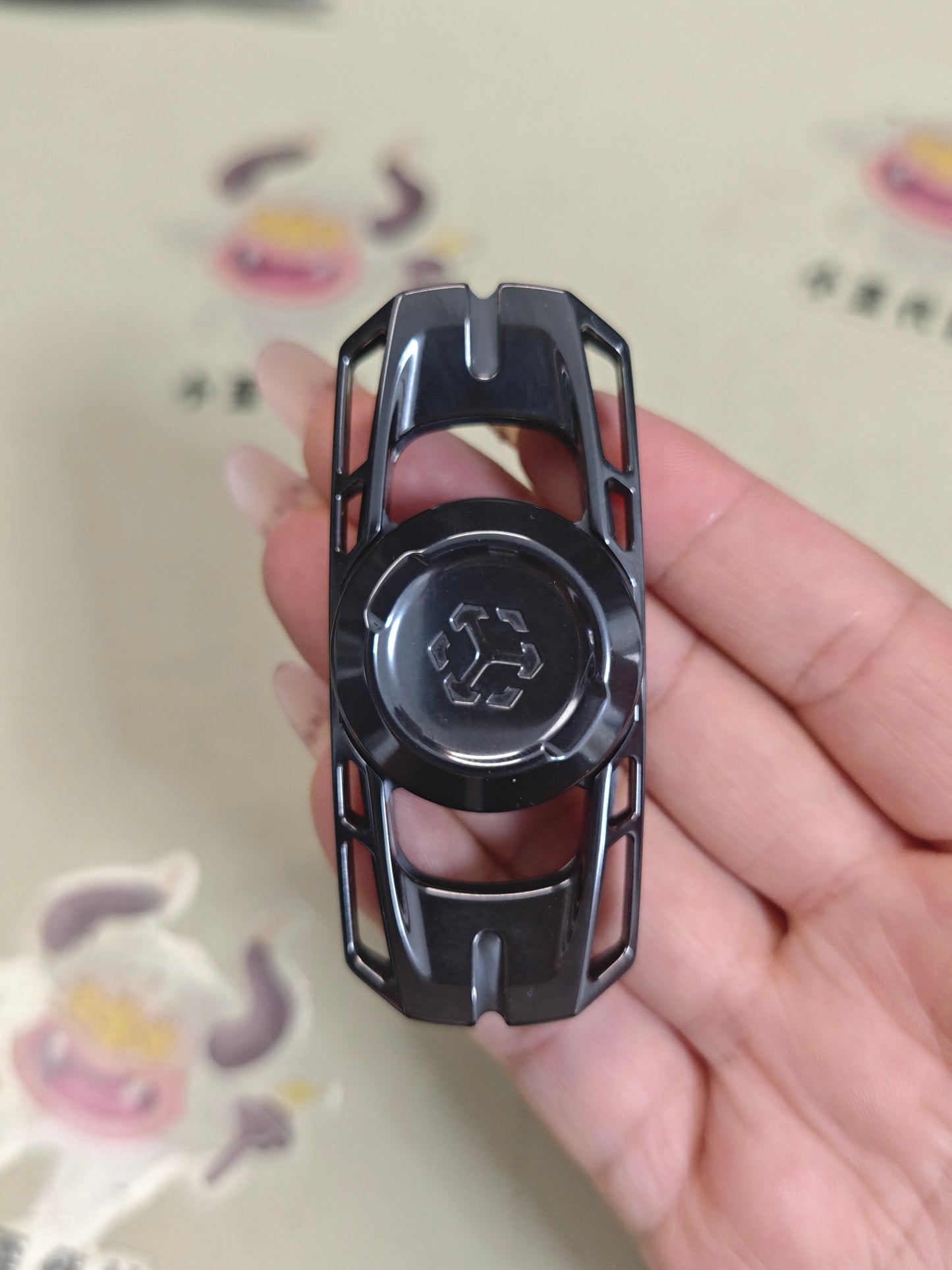 Ling Yin Zirconium