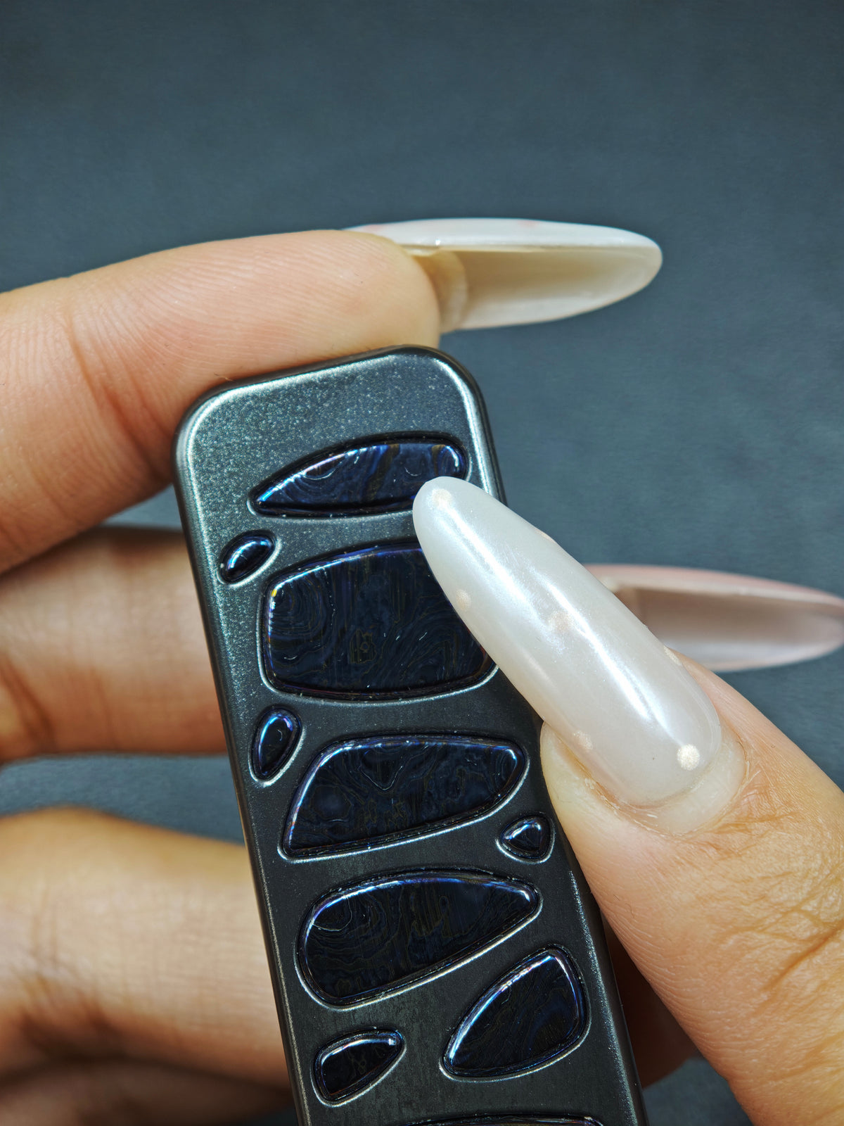 Snake Zirconium