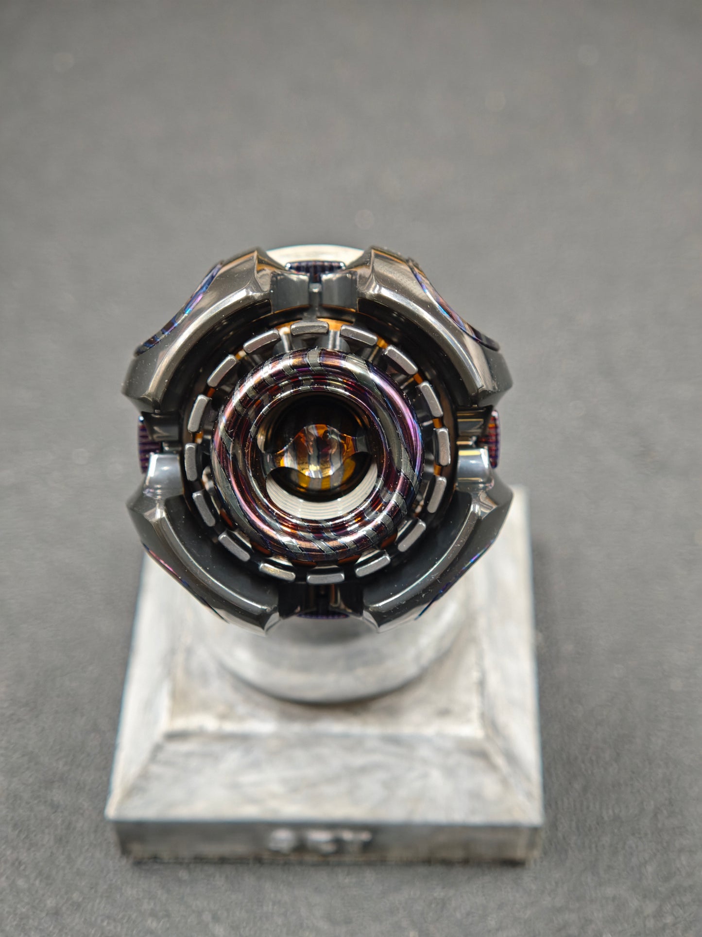 Noiz O Zircuti Zirconium