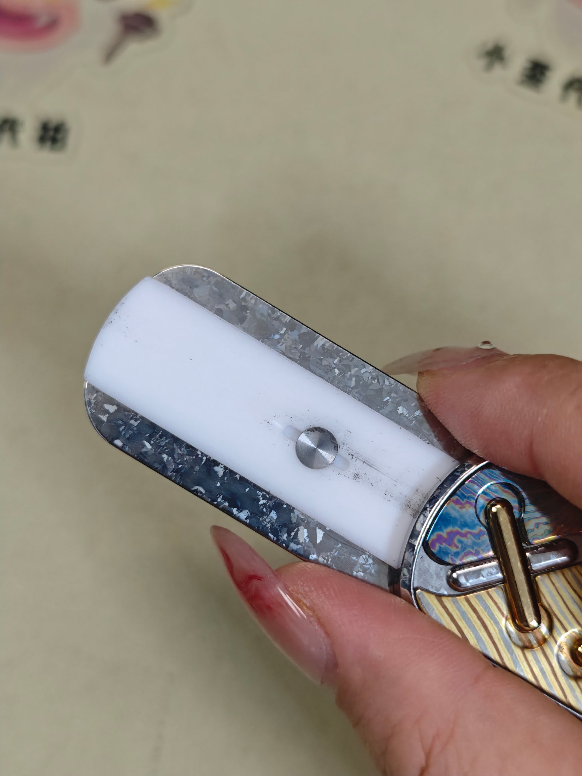 Razor Edge Crystallized Titanium Limited Edition
