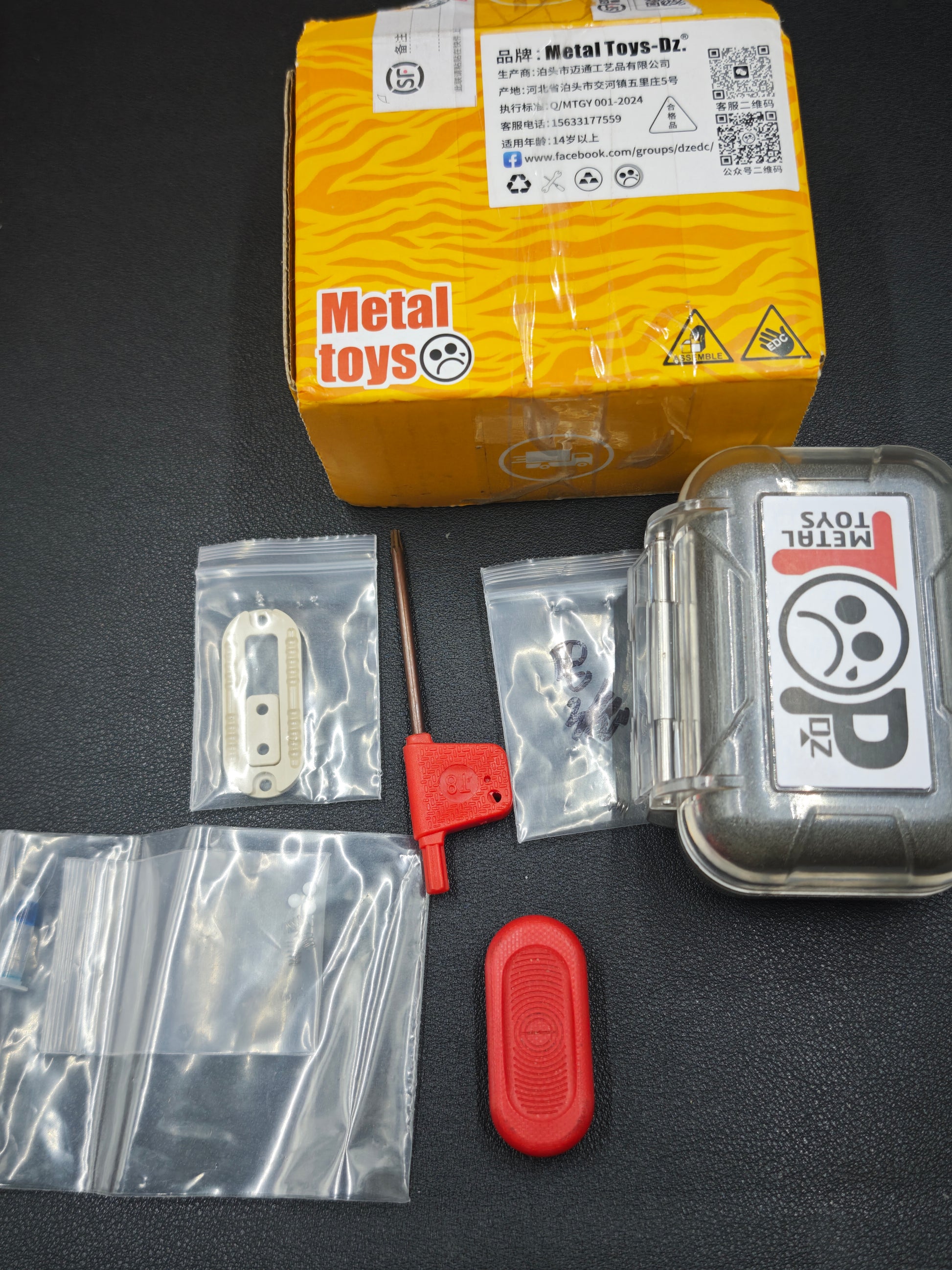Top B Stainless Steel G10 PEEK