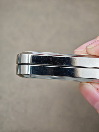 Pipa Plate Titanium Polished