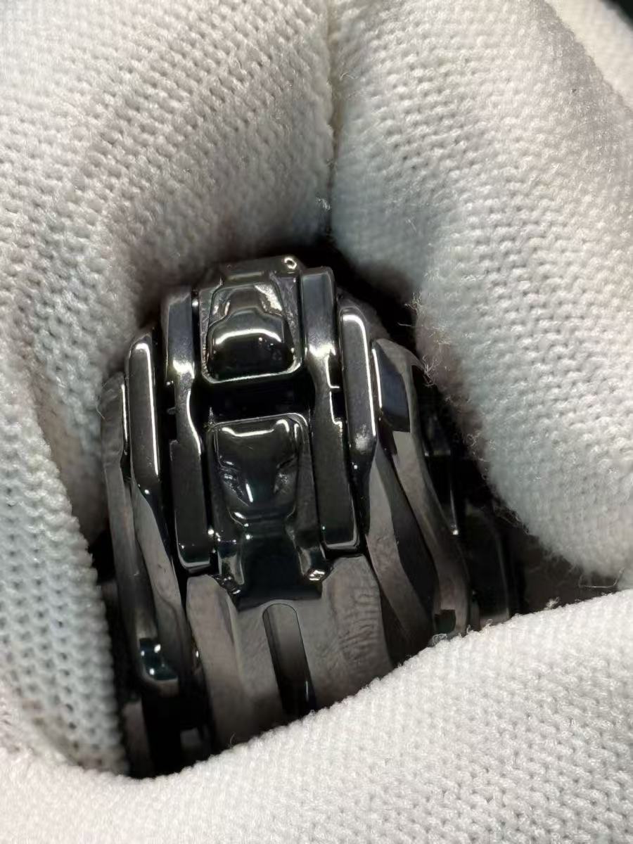 Shock String Zirconium